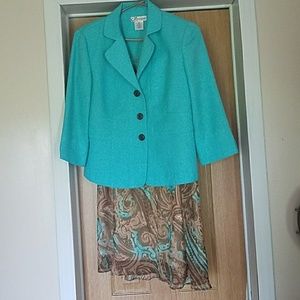 Women's dress suit